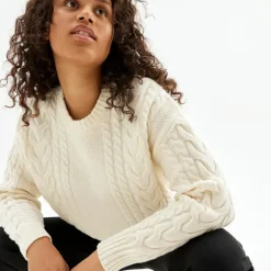 Kabelstickad Troja I Ull Dam Loungewear